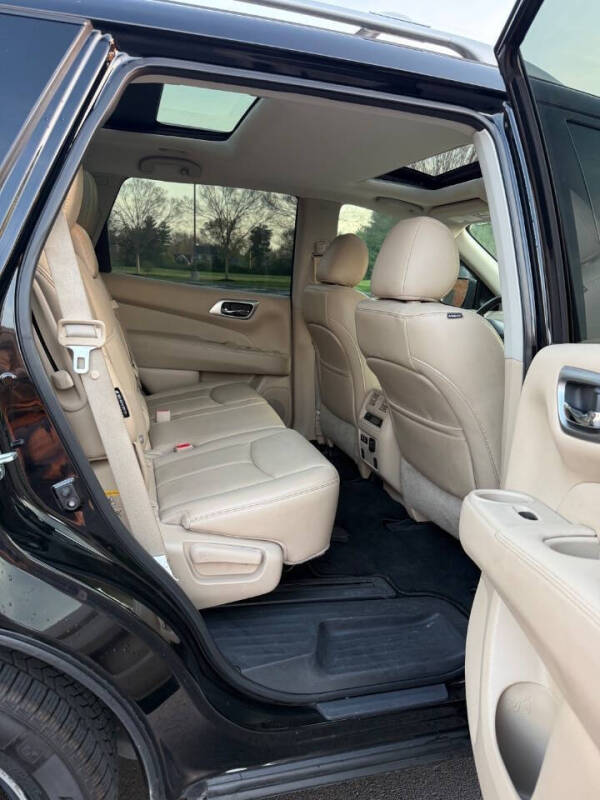 2020 Nissan Pathfinder Platinum