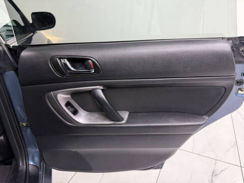 2005 Subaru Outback 2.5i