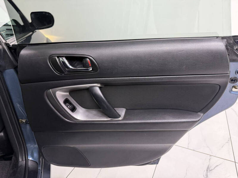 2005 Subaru Outback 2.5i