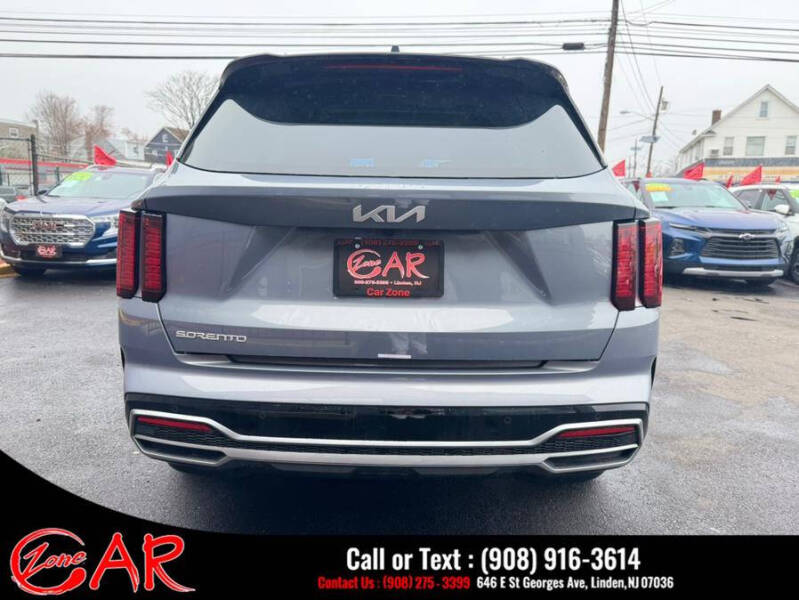 2023 Kia Sorento S