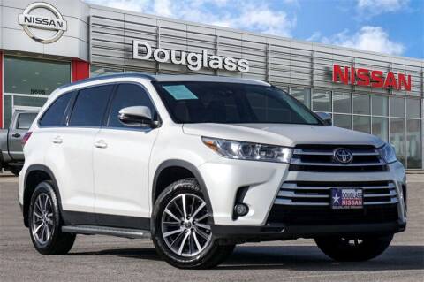 2019 Toyota Highlander for sale at Douglass Automotive Group - Douglas Nissan in Waco TX