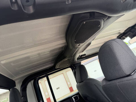 2024 Jeep Gladiator Sport S