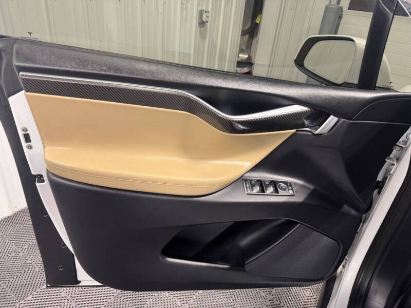 2017 Tesla Model X 75D