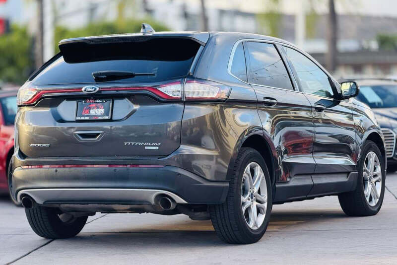 2017 Ford Edge Titanium