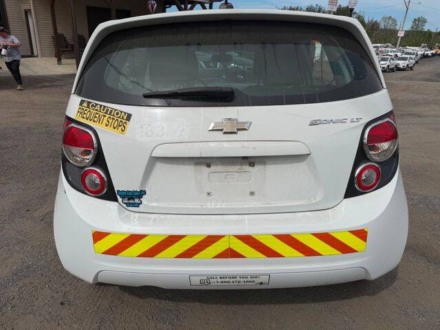 2016 Chevrolet Sonic LT Auto