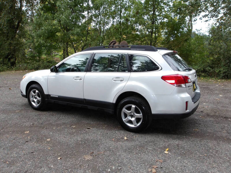 2011 Subaru Outback 2.5i
