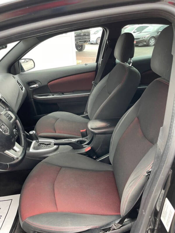 2011 Dodge Avenger Heat