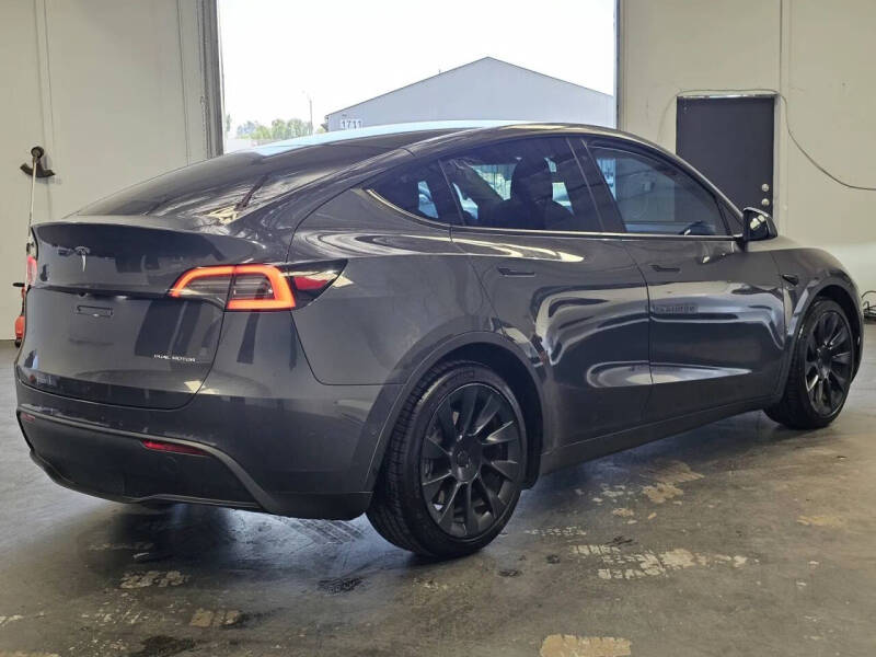 2020 Tesla Model Y Long Range