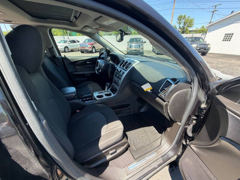2011 GMC Acadia SLE