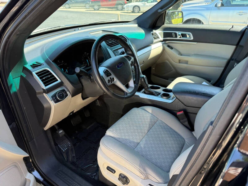 2011 Ford Explorer XLT