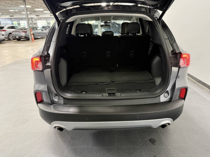 2022 Ford Escape Hybrid SEL