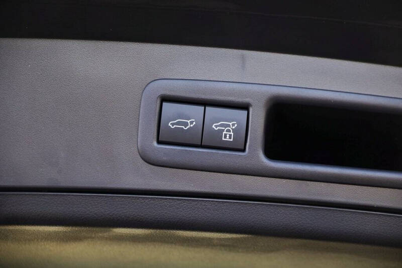 2025 Lexus UX 300h Premium