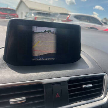 2018 Mazda MAZDA3 Touring