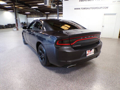 2016 Dodge Charger SE