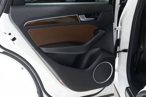 2017 Audi Q5 2.0T quattro Premium Plus