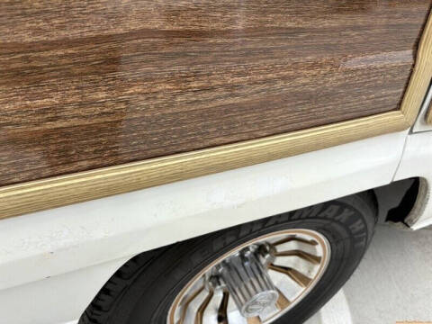 1988 Jeep Grand Wagoneer