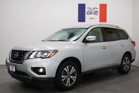 2020 Nissan Pathfinder SL