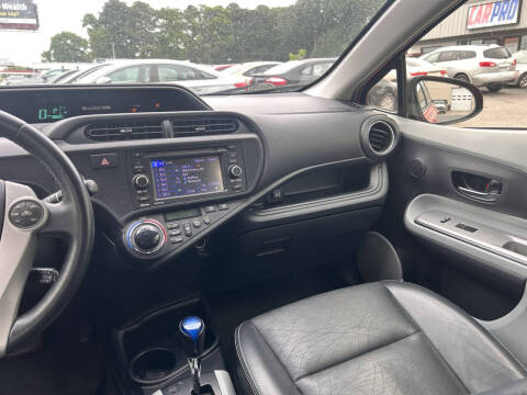 2013 Toyota Prius c Two