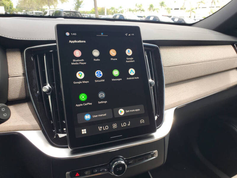 2026 Volvo XC90 B5 Plus 7P