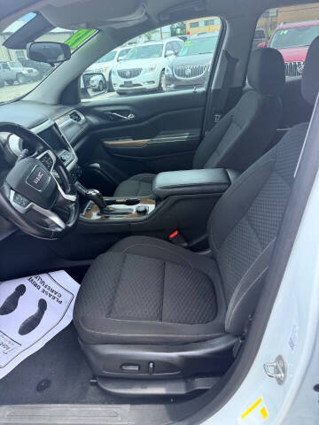 2018 GMC Acadia SLE-2