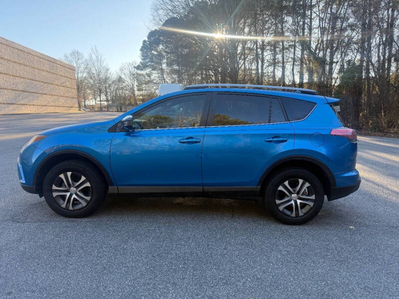 2017 Toyota RAV4 LE