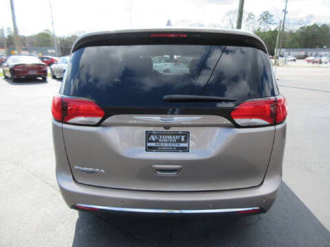 2018 Chrysler Pacifica Touring Plus