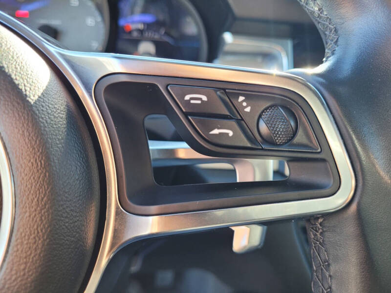 2020 Porsche Macan S