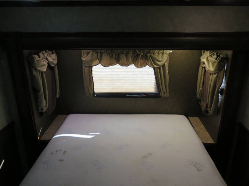 2015 Gulfstream Canyon Trail