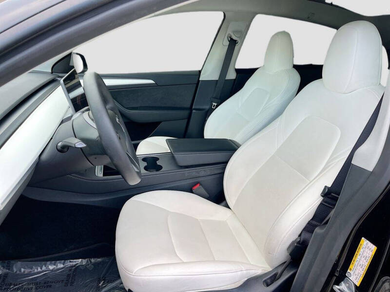 2025 Tesla Model Y Long Range
