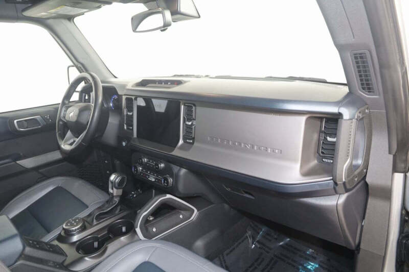 2022 Ford Bronco Outer Banks Advanced