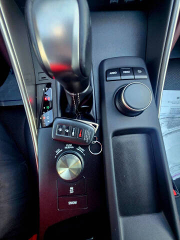 2019 Lexus IS 300