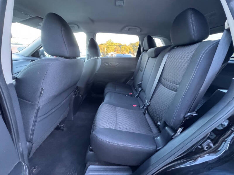 2018 Nissan Rogue SV