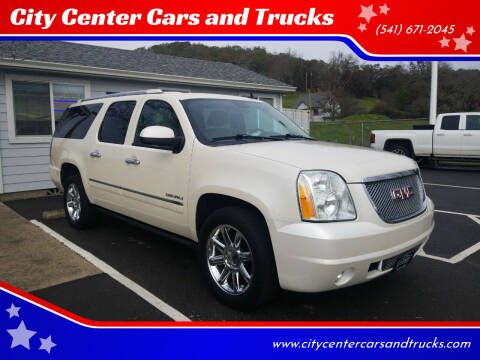 2014 GMC Yukon XL for sale at City Center Cars and Trucks in Roseburg OR