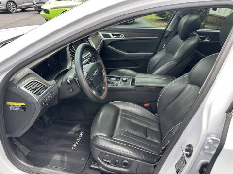 2016 Hyundai Genesis