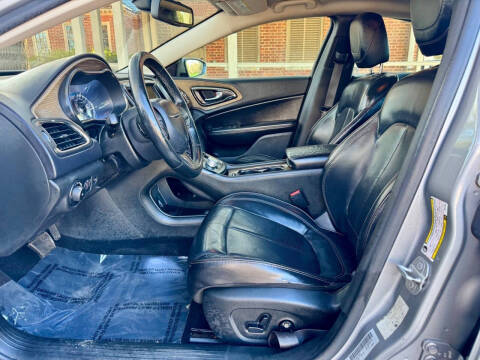 2015 Chrysler 200 C