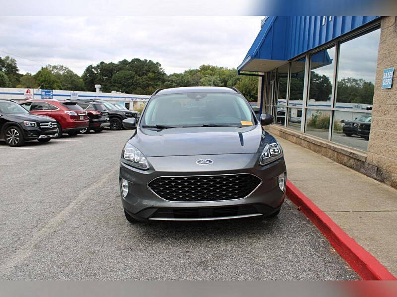 2022 Ford Escape Titanium