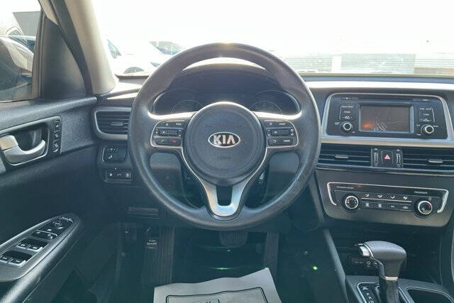 2017 Kia Optima LX