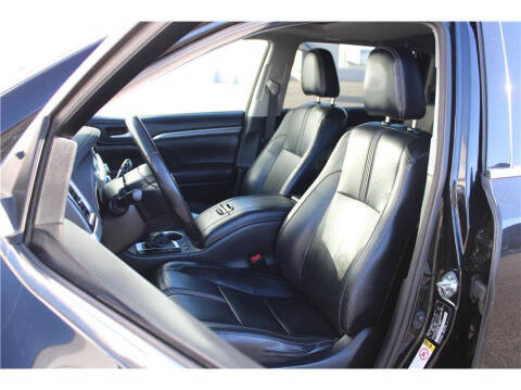 2017 Toyota Highlander