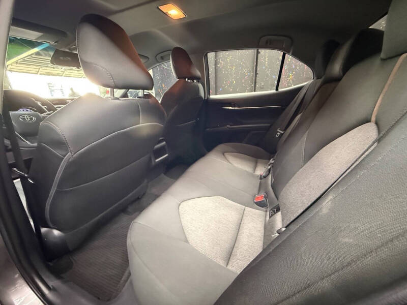 2019 Toyota Camry LE