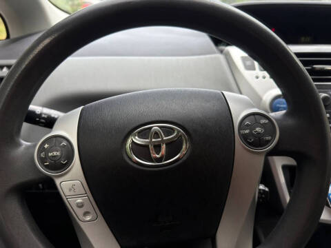 2014 Toyota Prius v