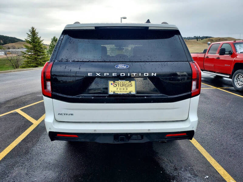 2025 Ford Expedition Active