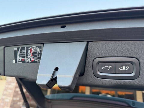 2020 Volvo XC60 T6 Momentum