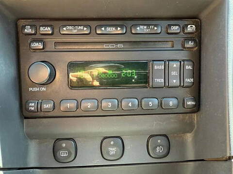 2004 Ford Mustang GT Deluxe