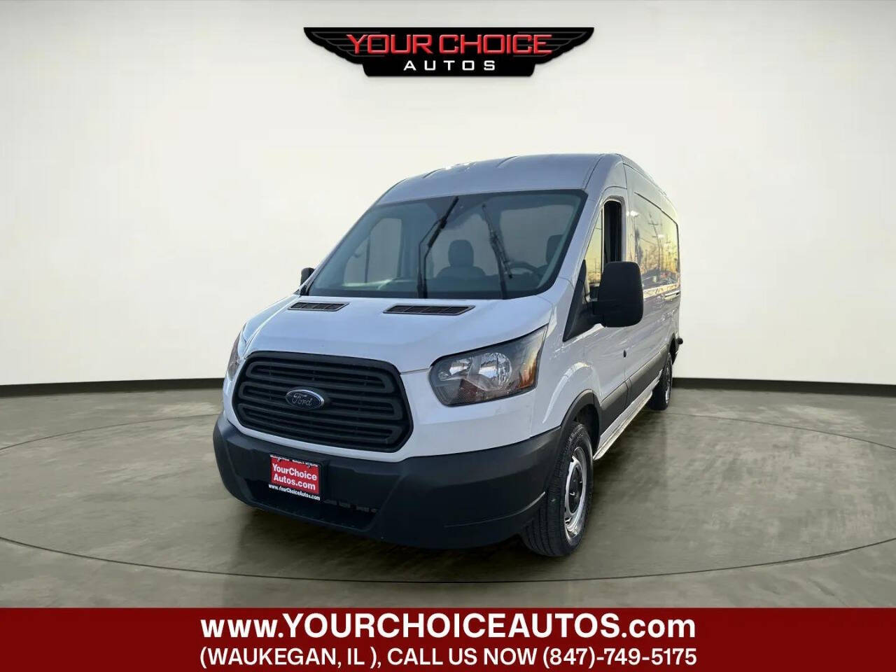 2019 Ford Transit Base's photo