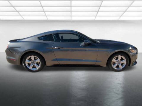 2017 Ford Mustang V6