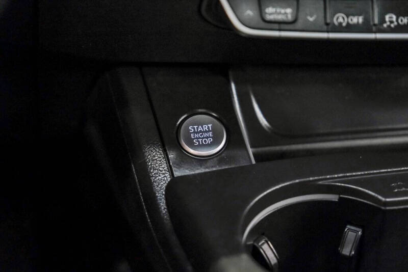 2017 Audi A4 2.0T quattro Premium