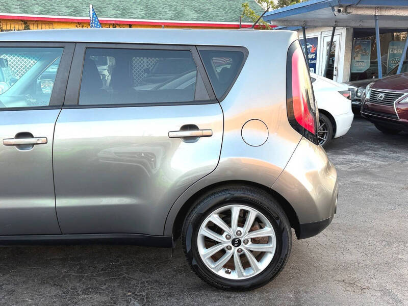 2019 Kia Soul +
