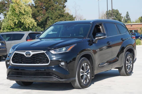 2021 Toyota Highlander for sale at Sacramento Luxury Motors in Rancho Cordova CA
