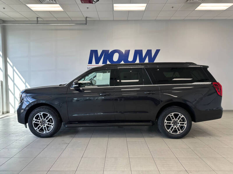 2026 Ford Expedition MAX Active