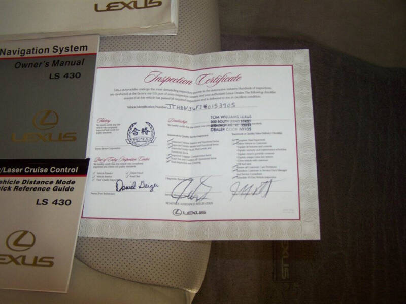 2004 Lexus LS 430